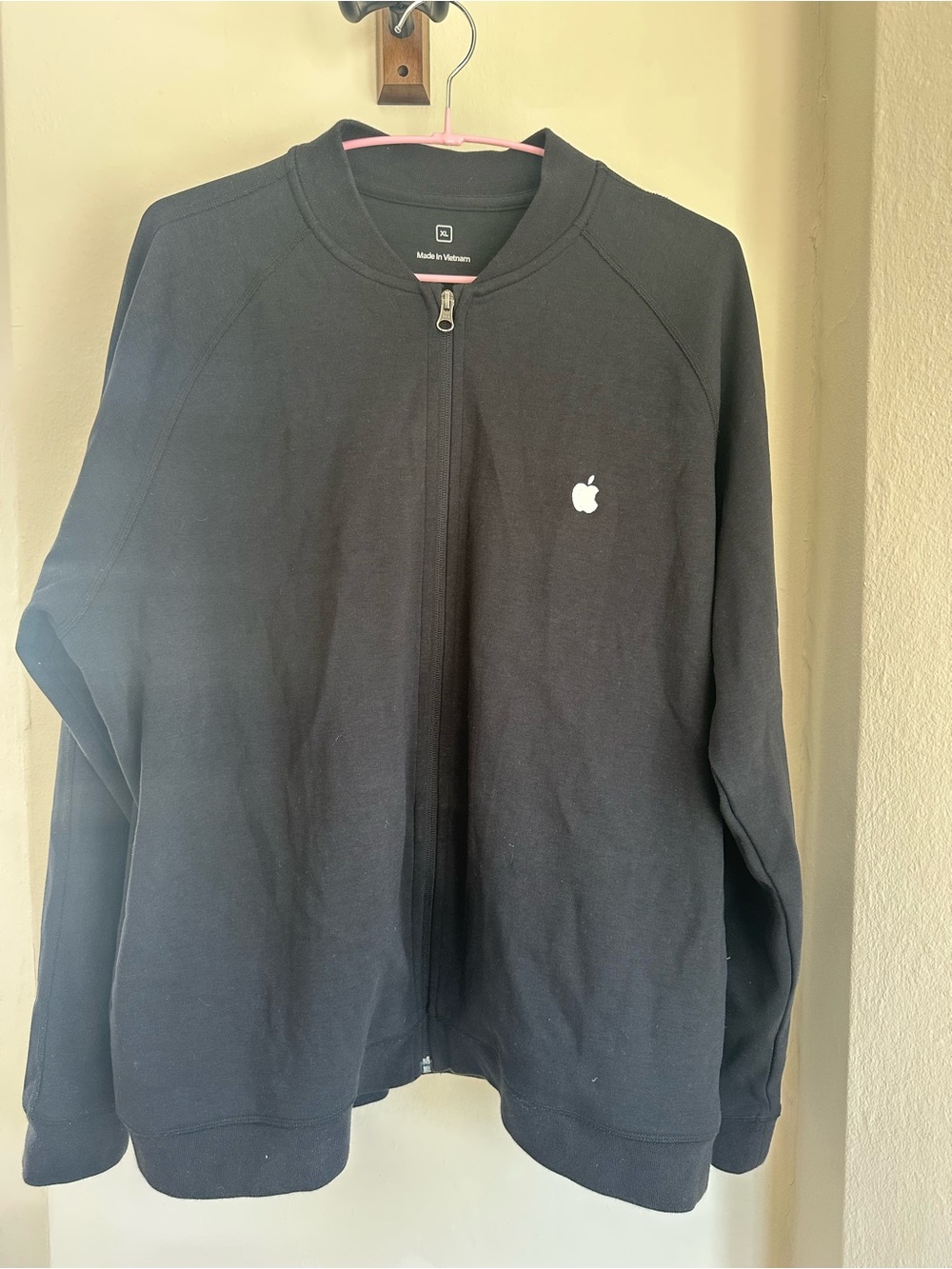Apple Authentic Embroidered Employee Black Zip-Up Men's Sweatshirt